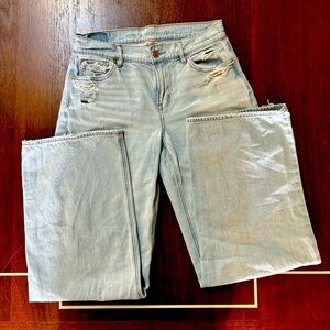 Wide leg distressed jeans!  Size 0, Like New